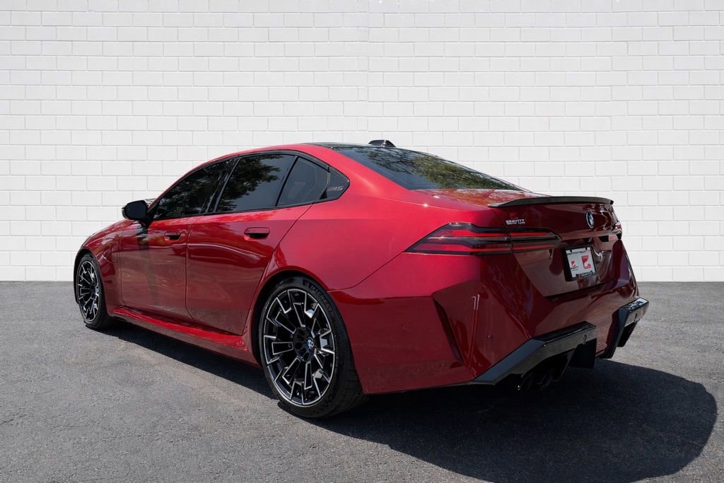 2025 BMW M5
