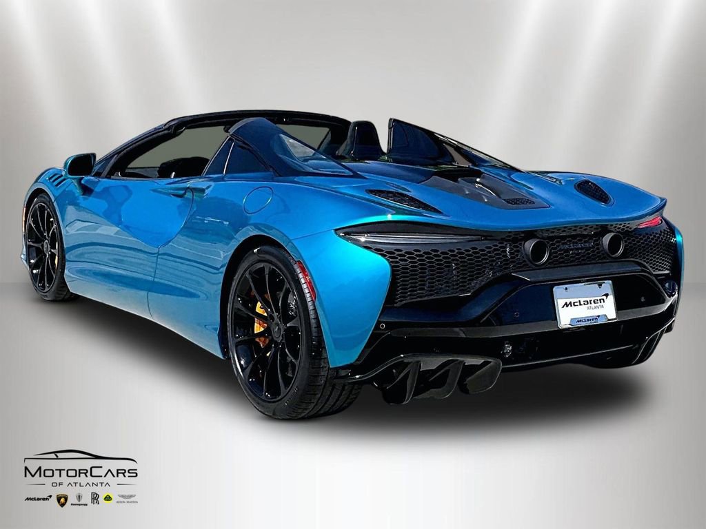 2026 McLaren Artura Spider