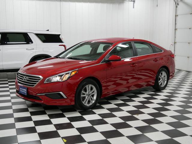 Adamson Motors Rochester Mn 55901 Car Dealership And Auto Financing Autotrader