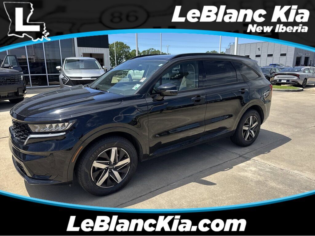 Certified 2023 Kia Sorento EX w/ Panoramic Sunroof Package