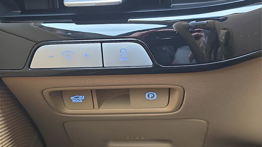 2026 Genesis G80 2.5T Advanced