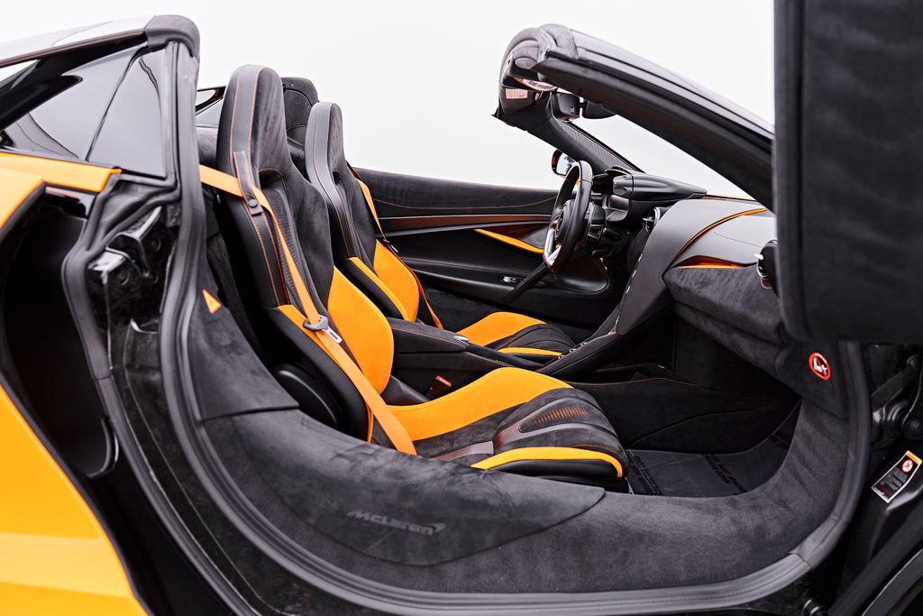 Used 2025 McLaren 750S Spider photo 48