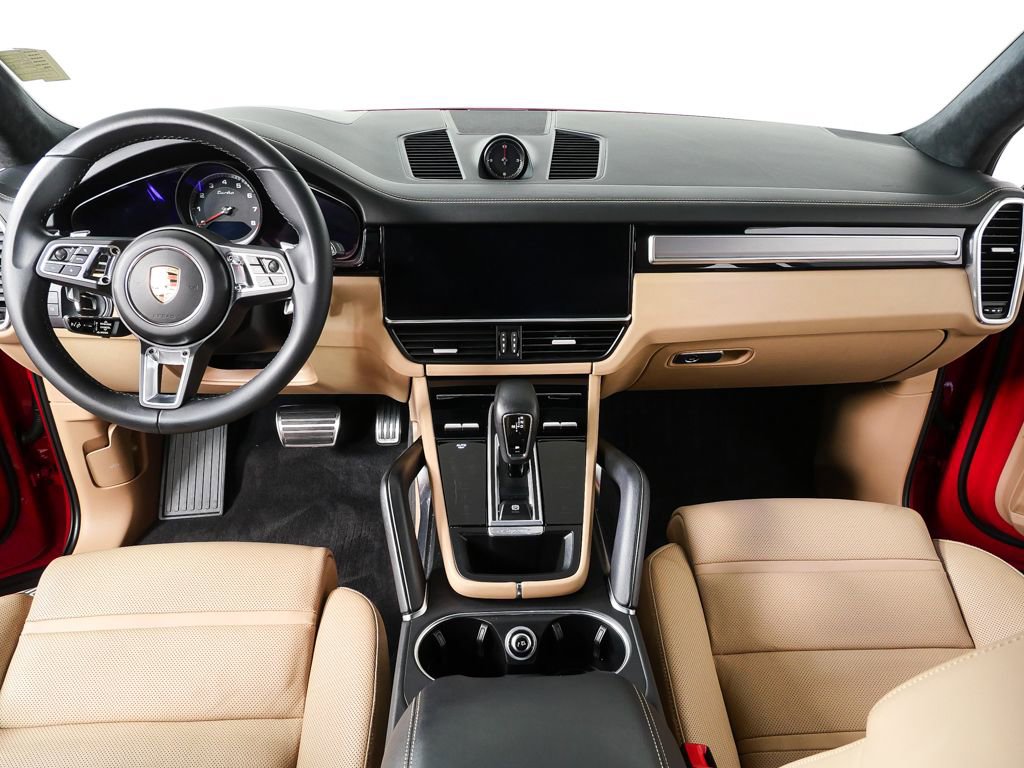 2023 Porsche Cayenne Turbo