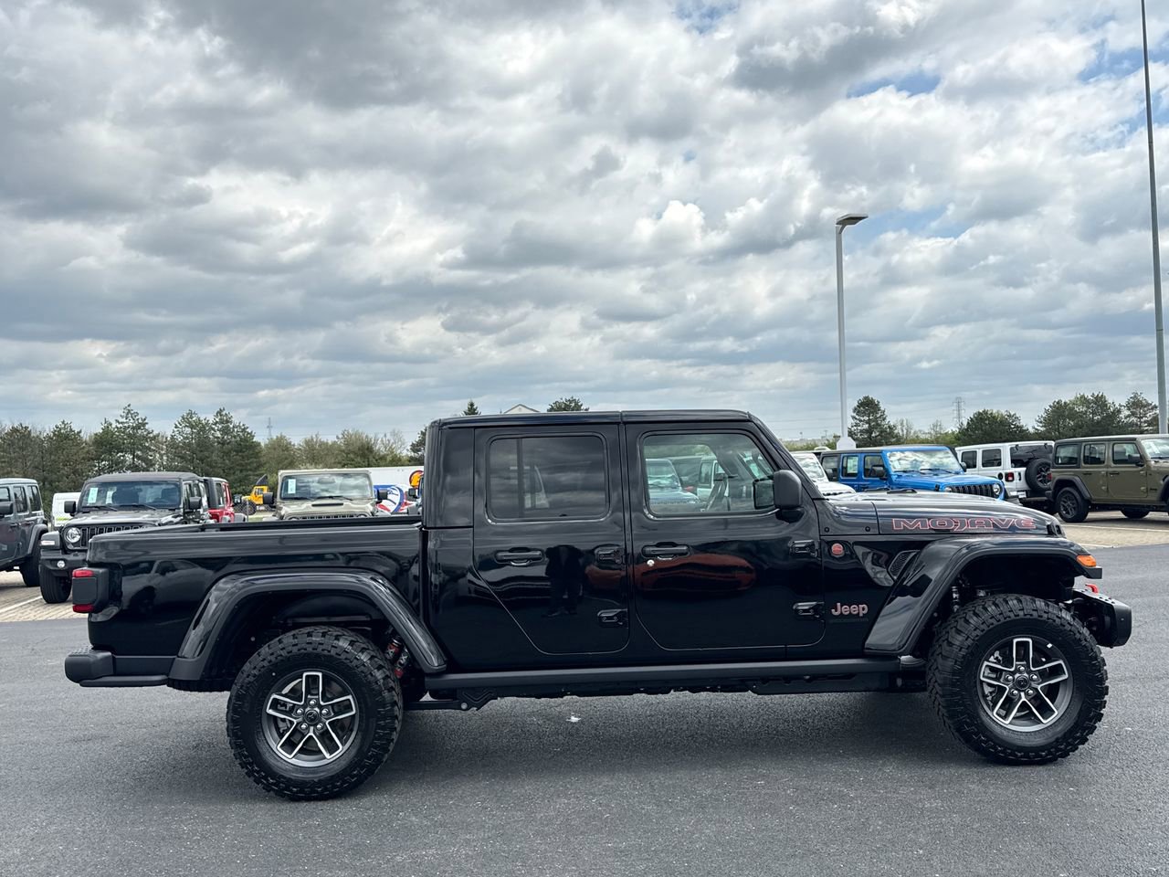 2026 Jeep Gladiator Mojave