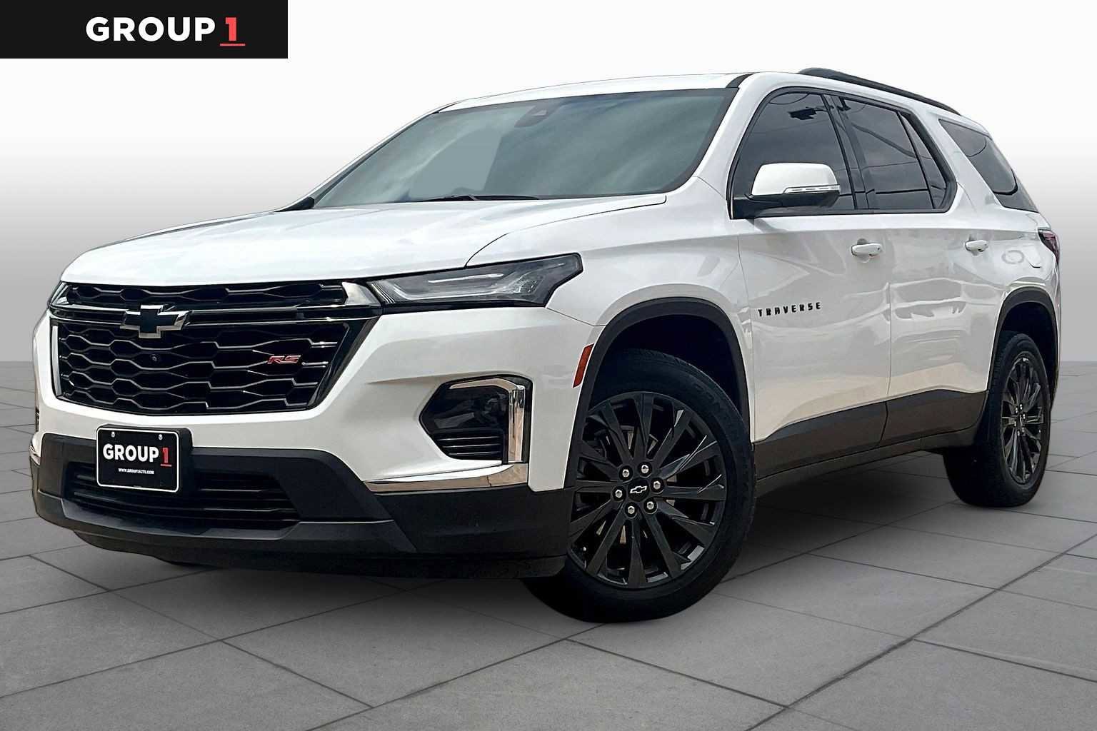 Used 2023 Chevrolet Traverse RS