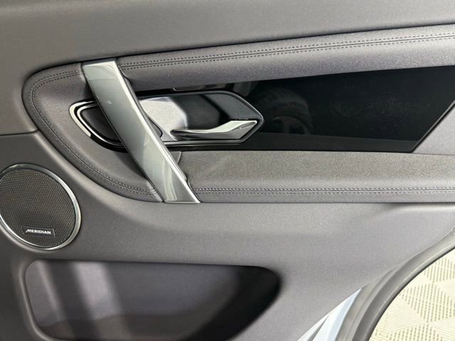 2025 Land Rover Discovery Sport S