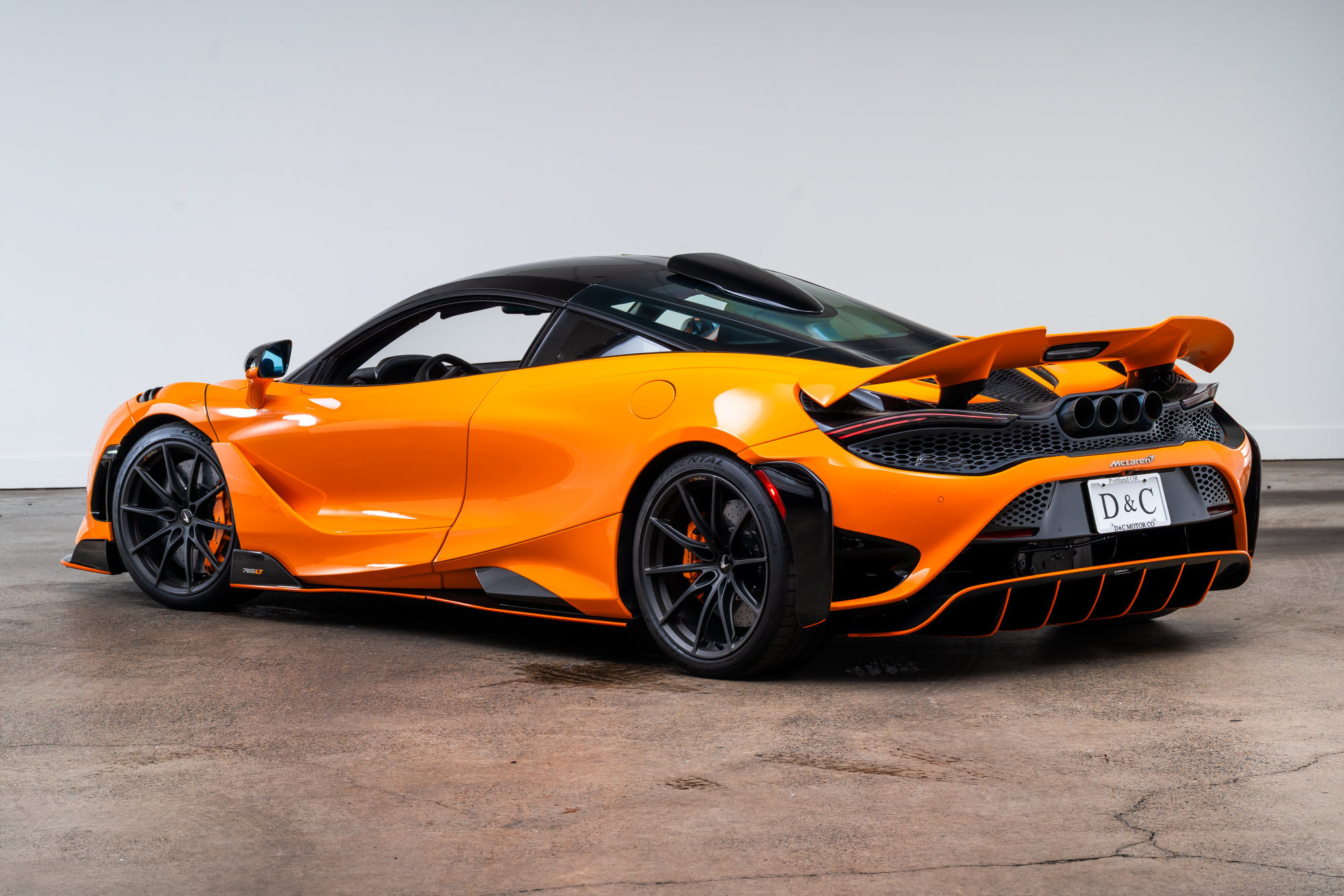 Used 2021 McLaren 765LT photo 11
