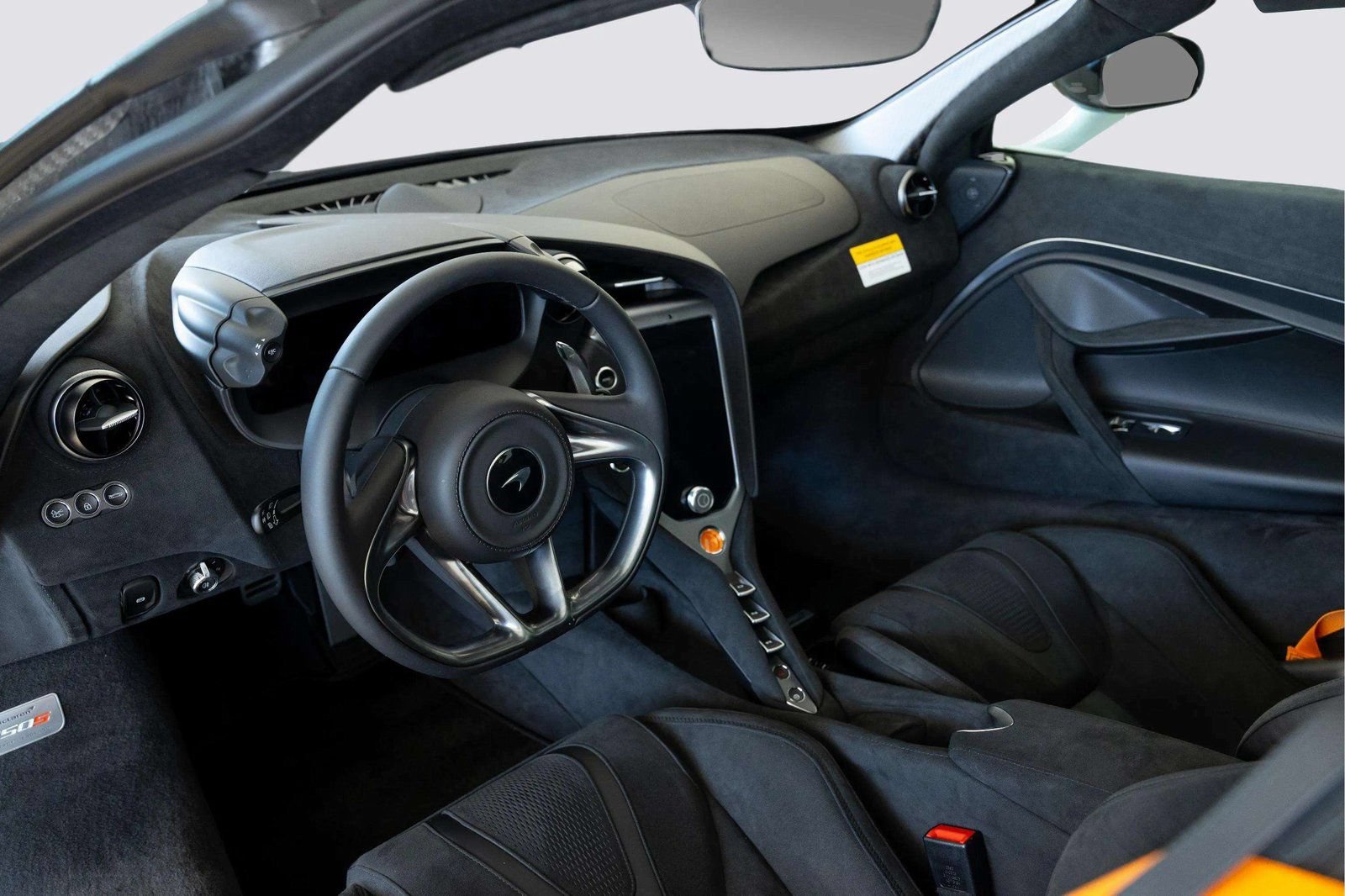 New 2026 McLaren 750S photo 23