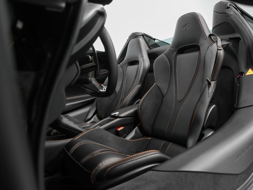 Used 2025 McLaren 750S Spider photo 54