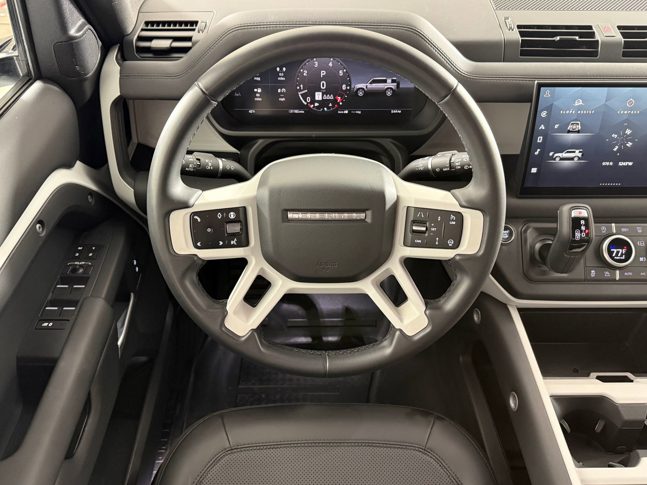 2025 Land Rover Defender 110 S