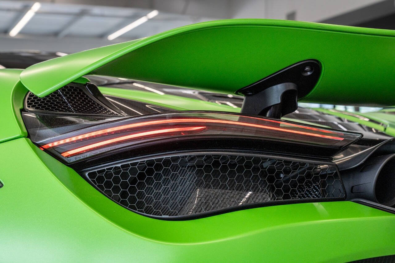 Used 2018 McLaren 720S Performance photo 83