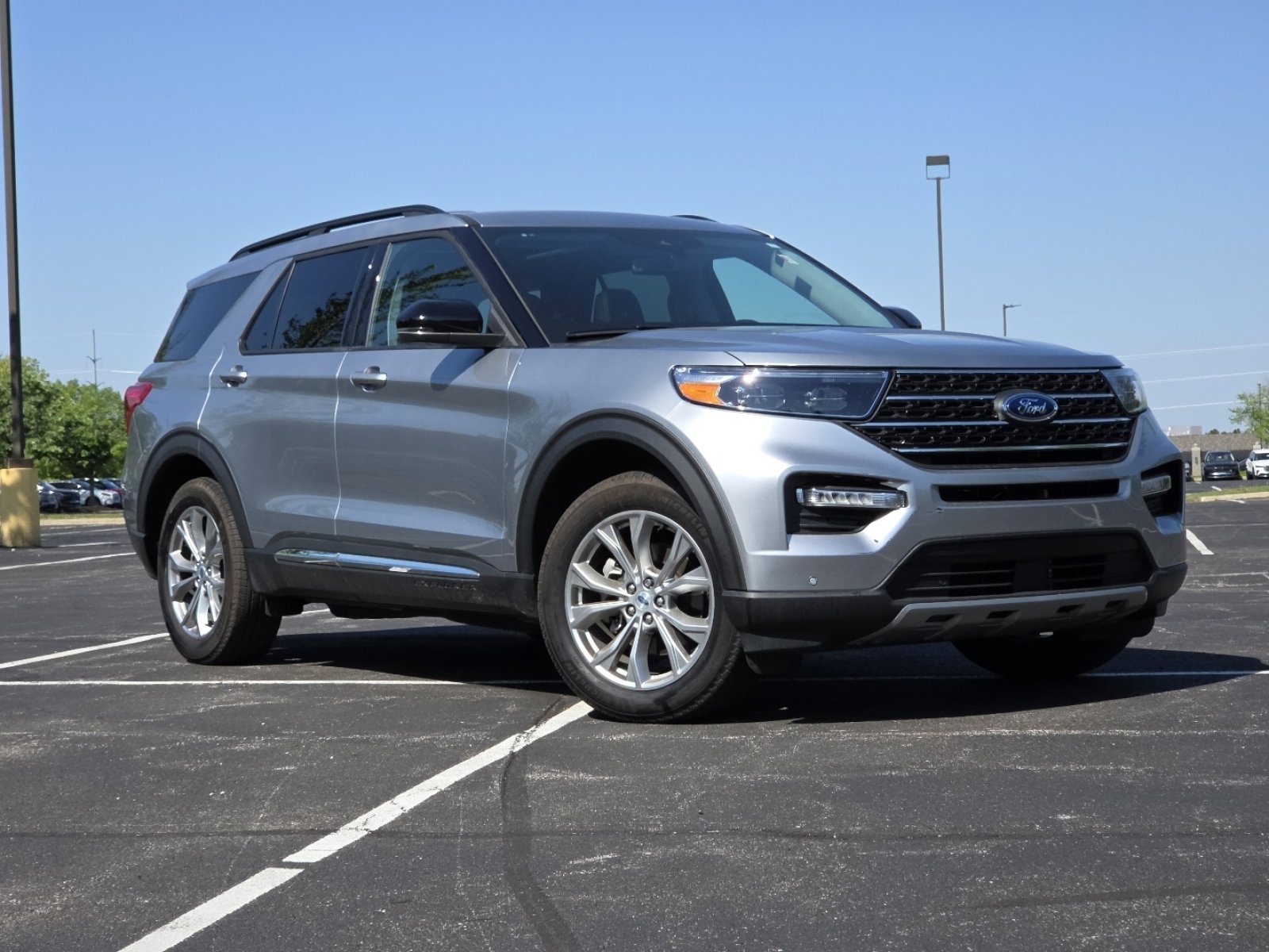 2024 Ford Explorer XLT