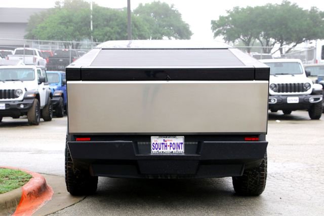 2024 Tesla Cybertruck AWD Crew Cab