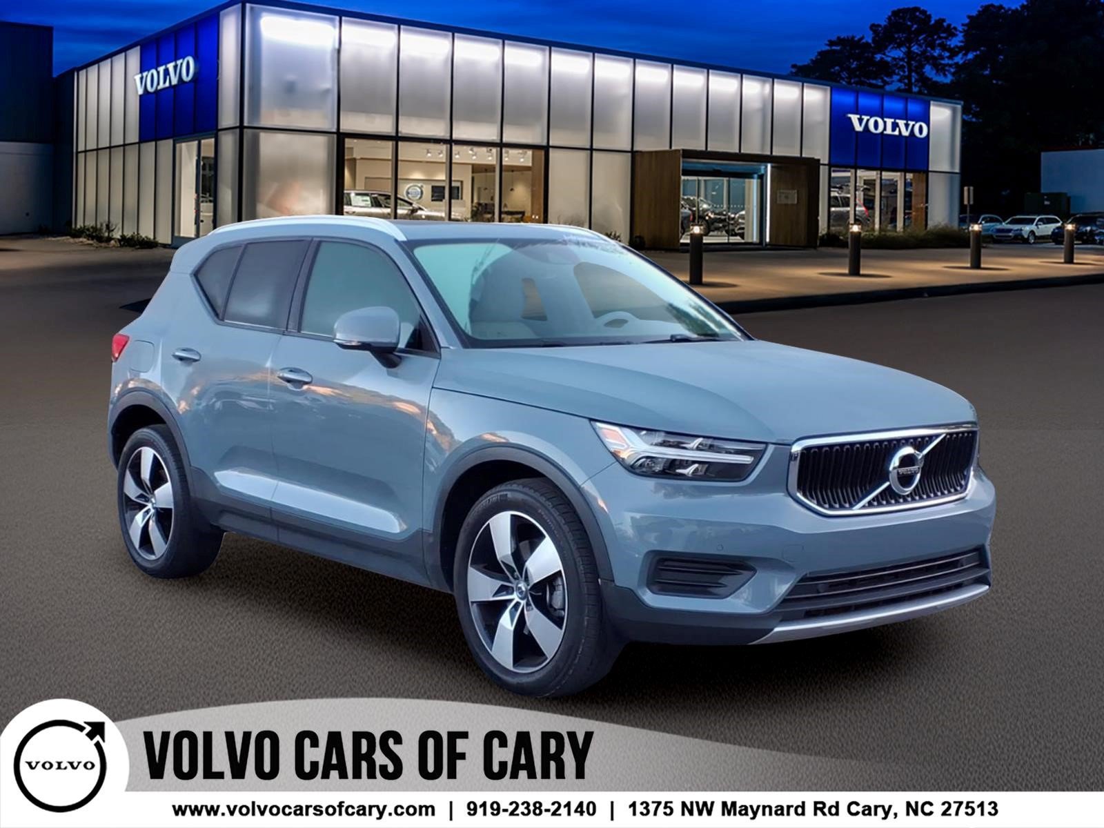 Used 2020 Volvo XC40 T5 Momentum w/ Protection Package Premier