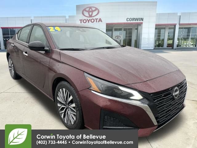 Used 2024 Nissan Altima 2.5 SV