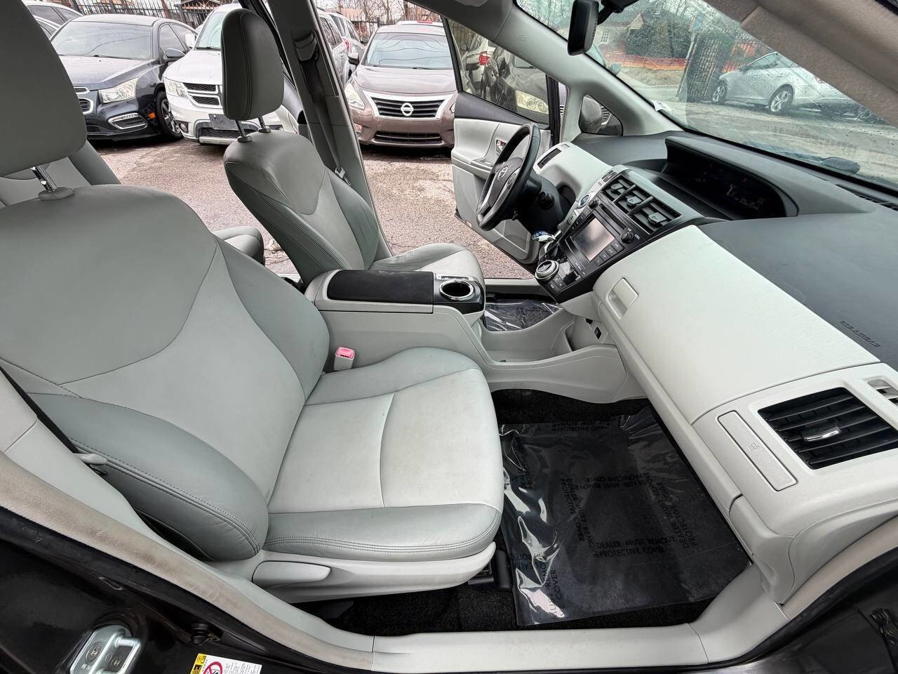 2013 Toyota Prius V Five