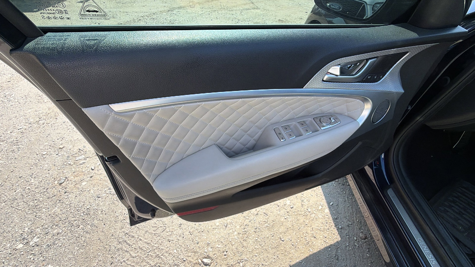 2023 Genesis G70 3.3T