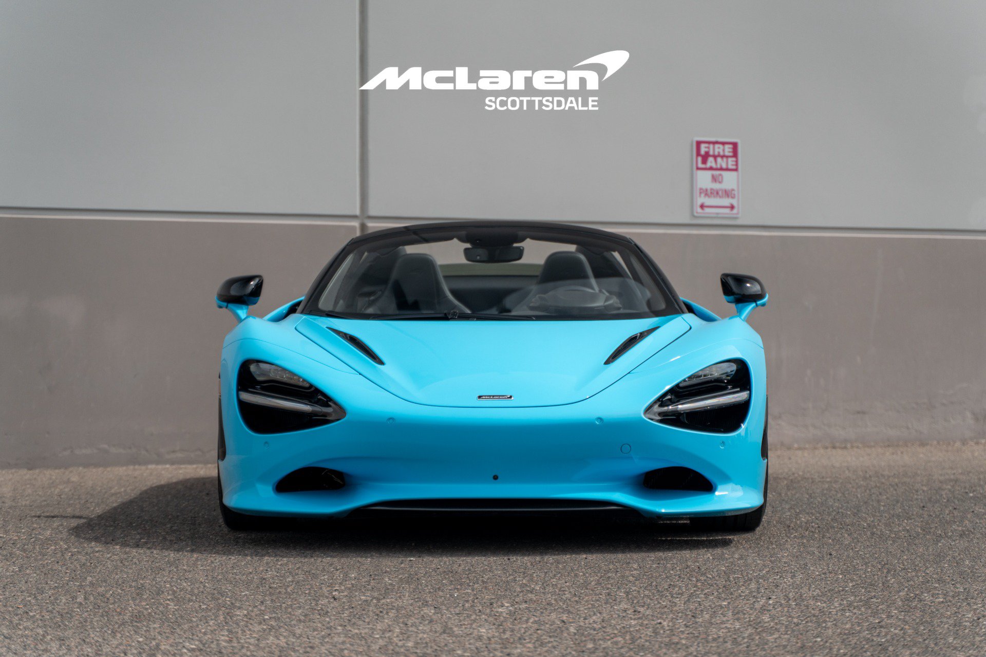 Used 2025 McLaren 750S Spider photo 10