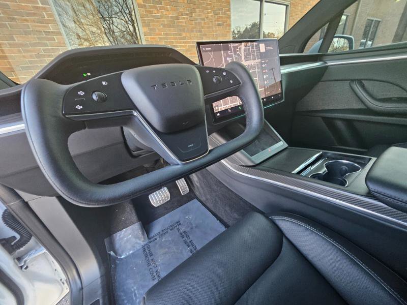 2024 Tesla Model X Plaid