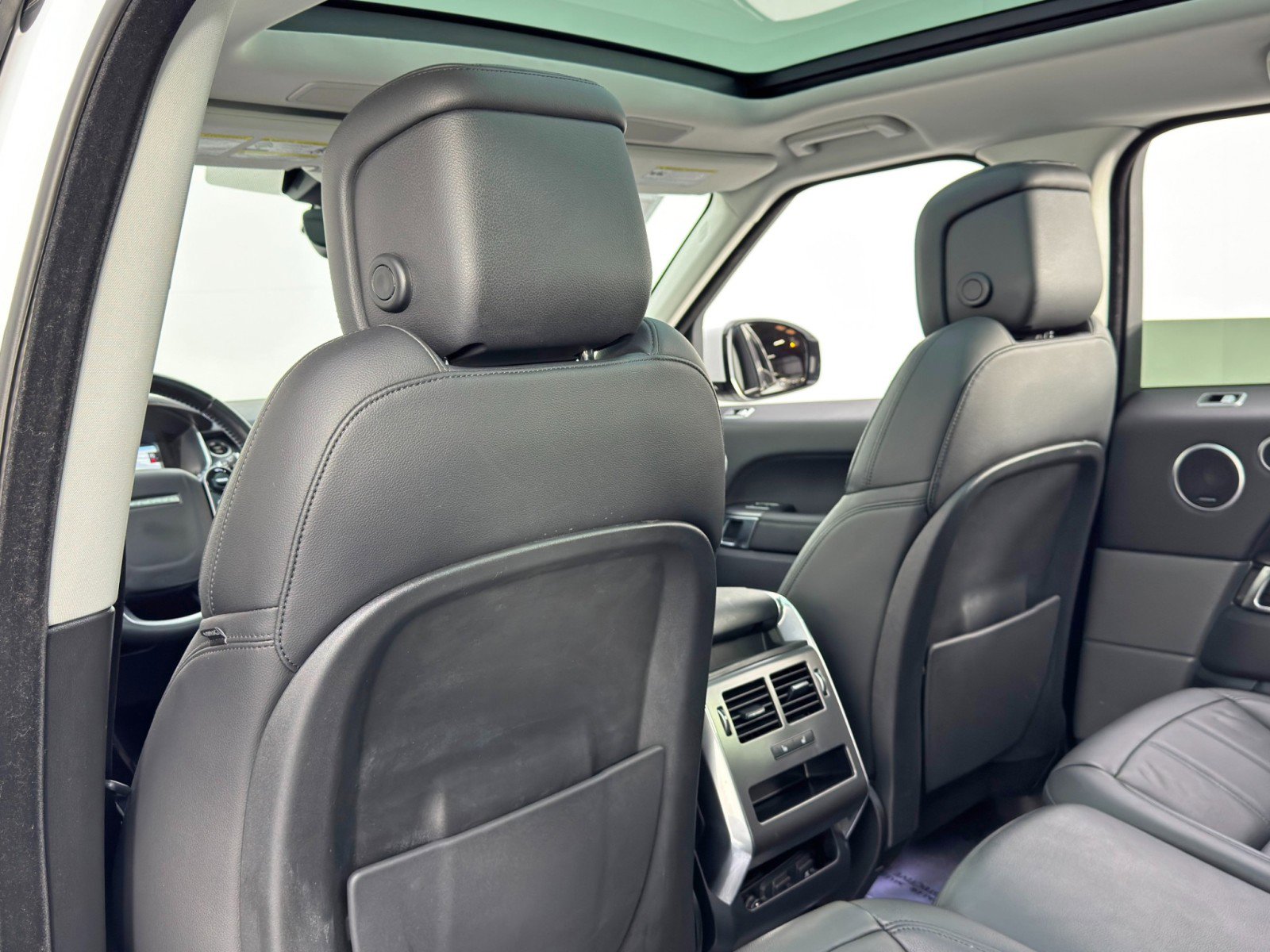 2022 Land Rover Range Rover Sport SE