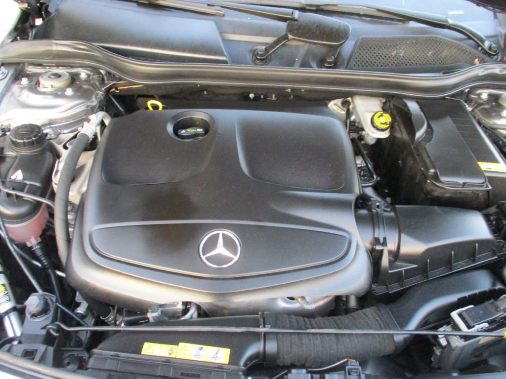2015 Mercedes-Benz CLA 250 250