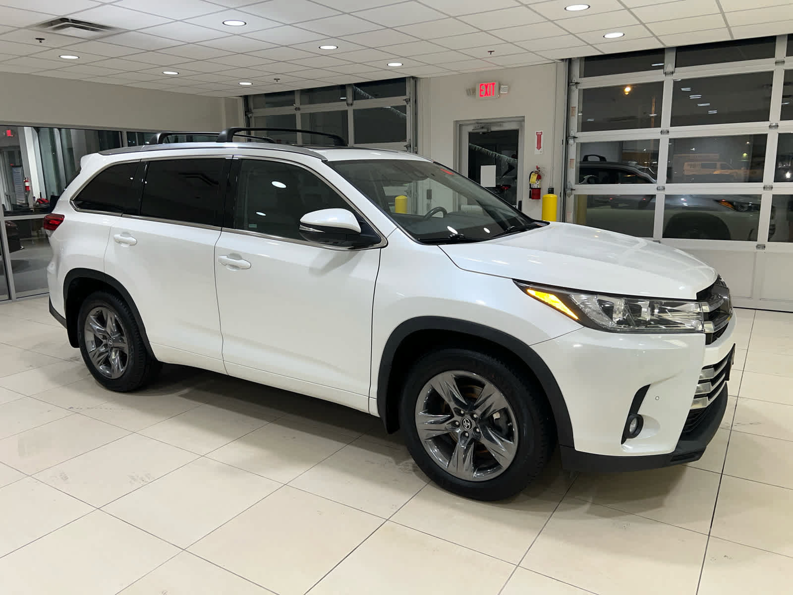 Used 2019 Toyota Highlander Limited Platinum w/ Carpet Mat Package (TMS)