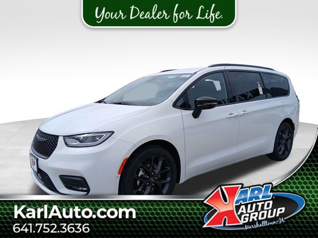 New 2026 Chrysler Pacifica Select w/ S Appearance Package
