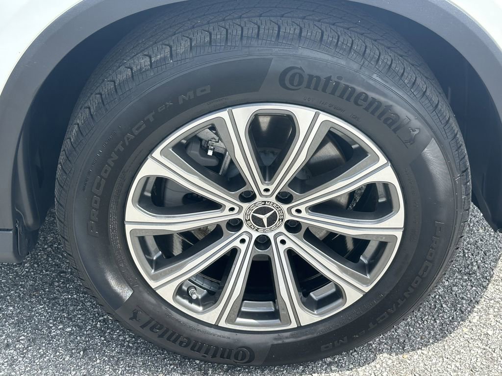 2025 Mercedes-Benz GLC 300 4MATIC