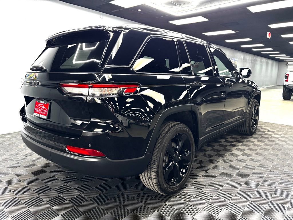 2024 Jeep Grand Cherokee Altitude