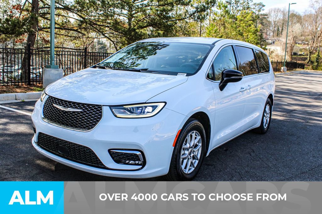 2024 Chrysler Pacifica Touring-L