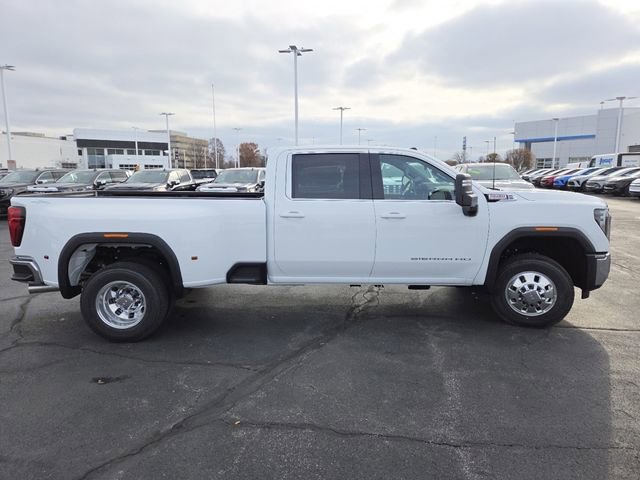 2026 GMC Sierra 3500 SLE