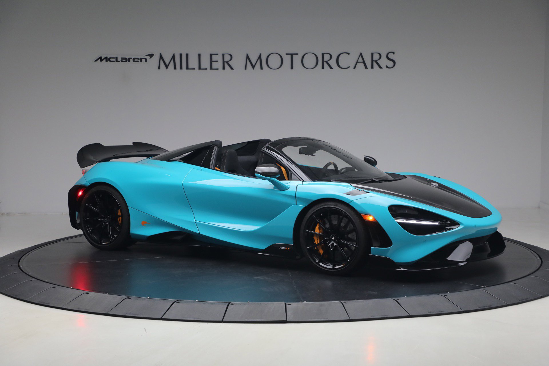 Used 2022 McLaren 765LT photo 10