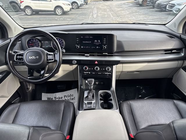 2024 Kia Carnival LX