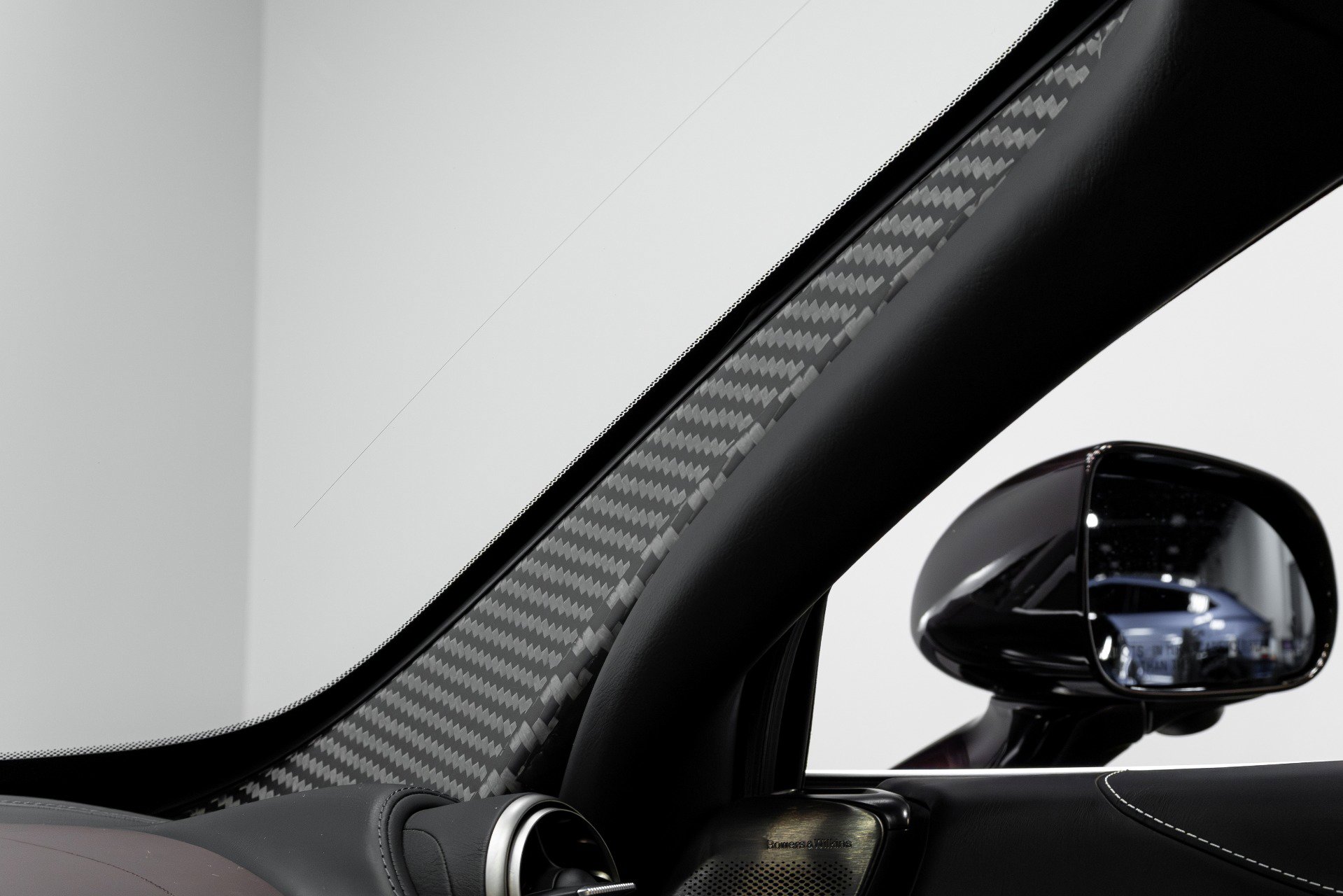 Used 2018 McLaren 720S Performance photo 15