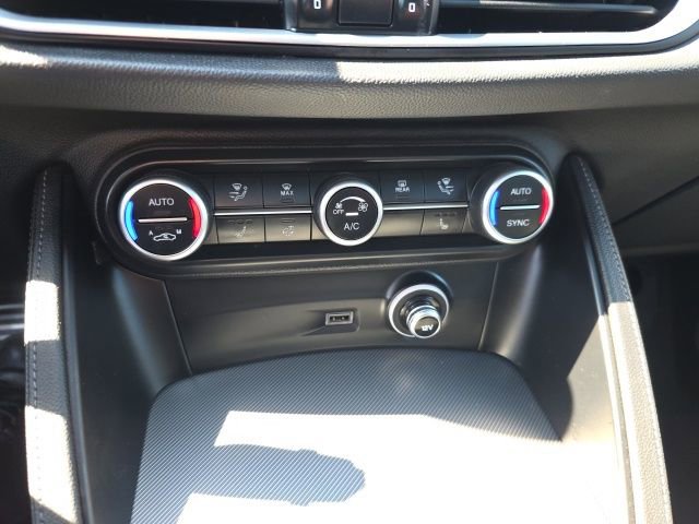 2024 Alfa Romeo Stelvio Ti