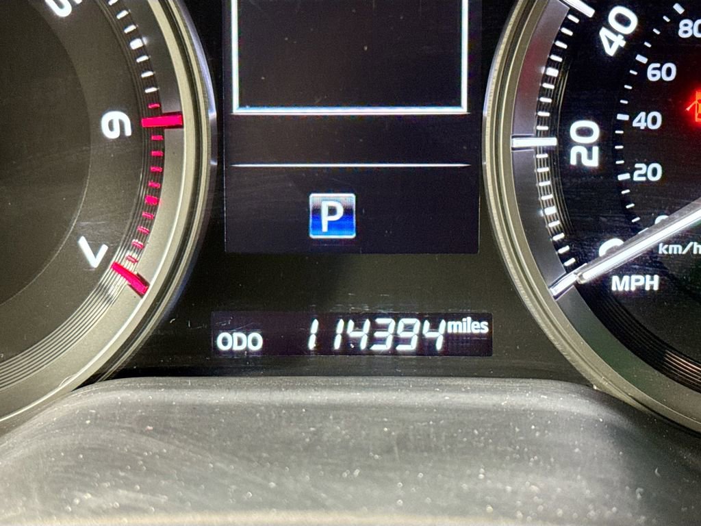 2016 Toyota Land Cruiser