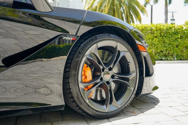 Used 2018 McLaren 720S Performance photo 57