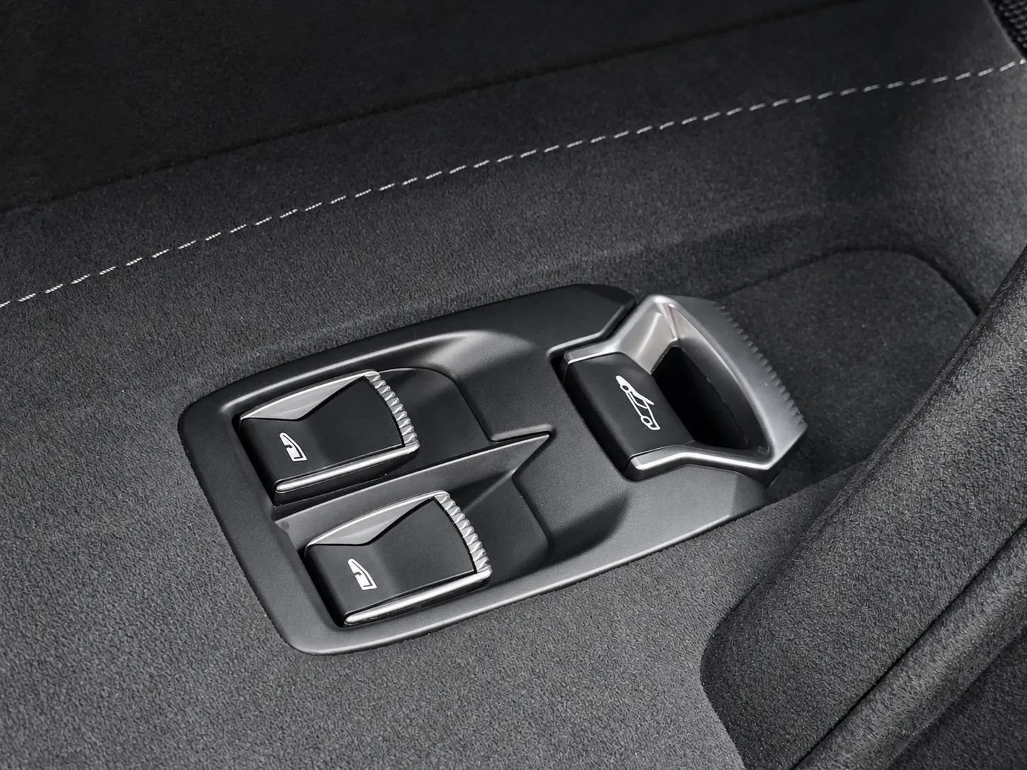 Used 2019 McLaren 720S photo 54