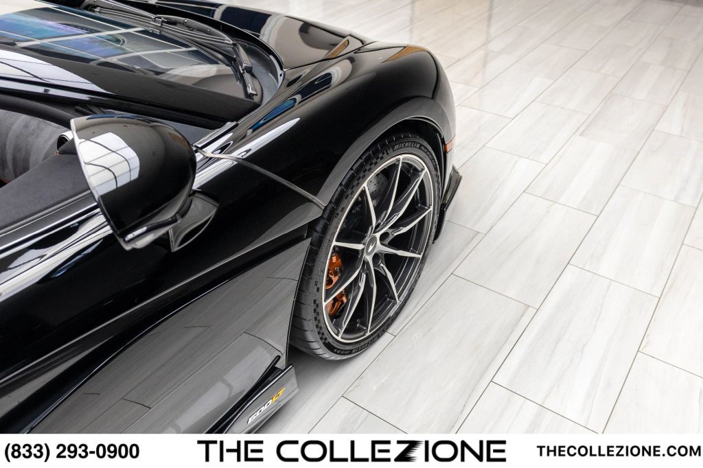 Used 2020 McLaren 600LT Spider photo 29