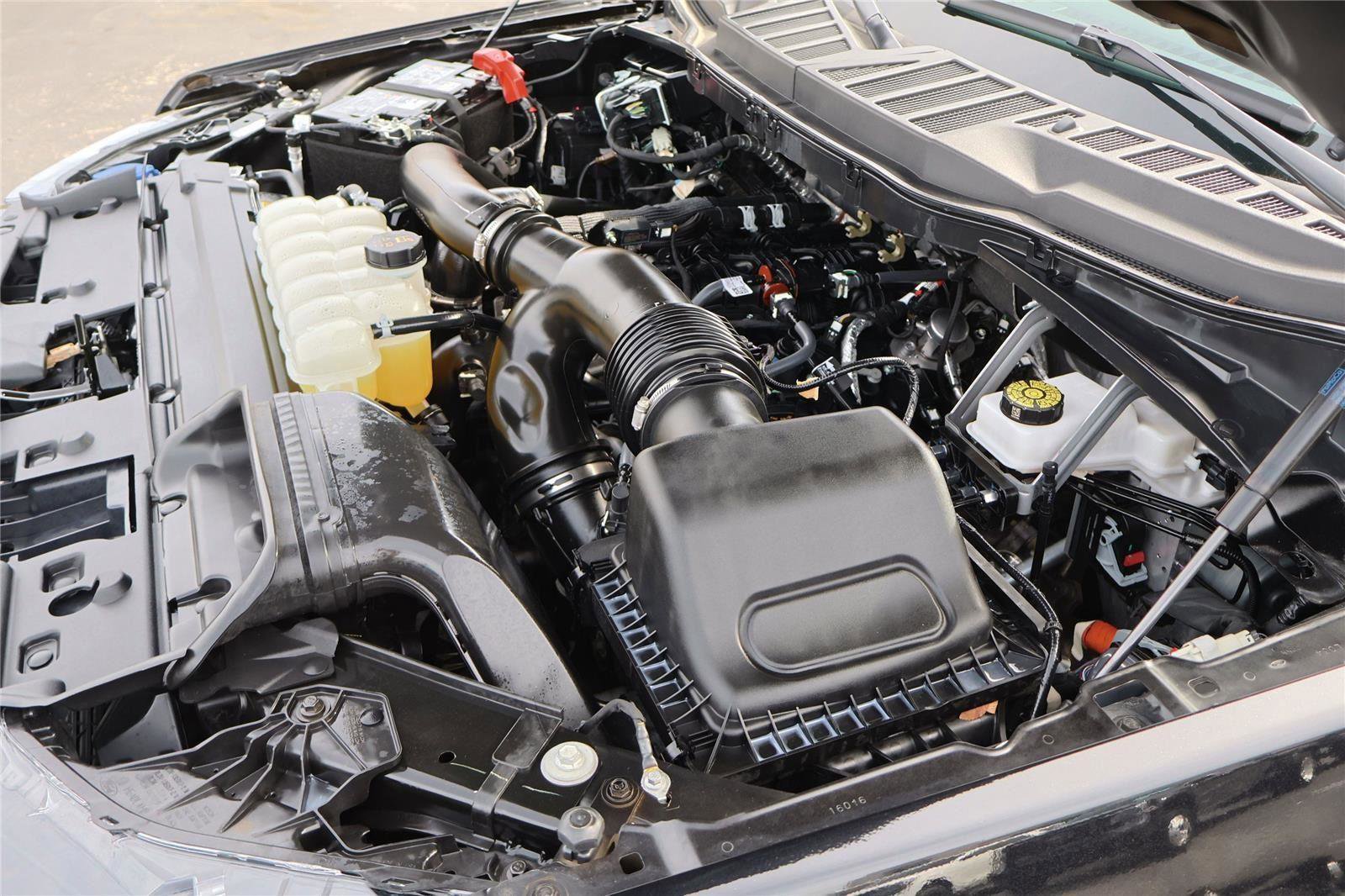 2025 Ford F150 Lariat