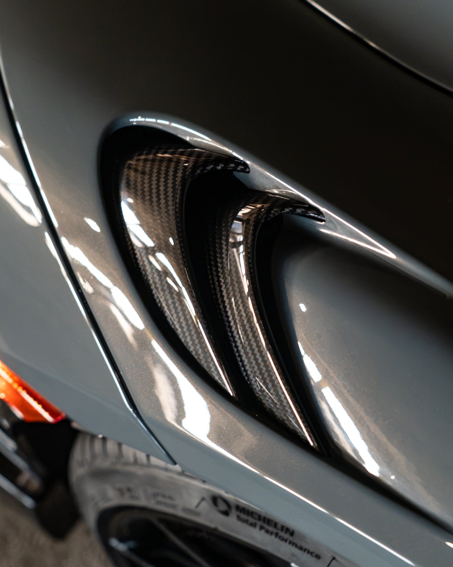 Used 2021 McLaren 765LT photo 25