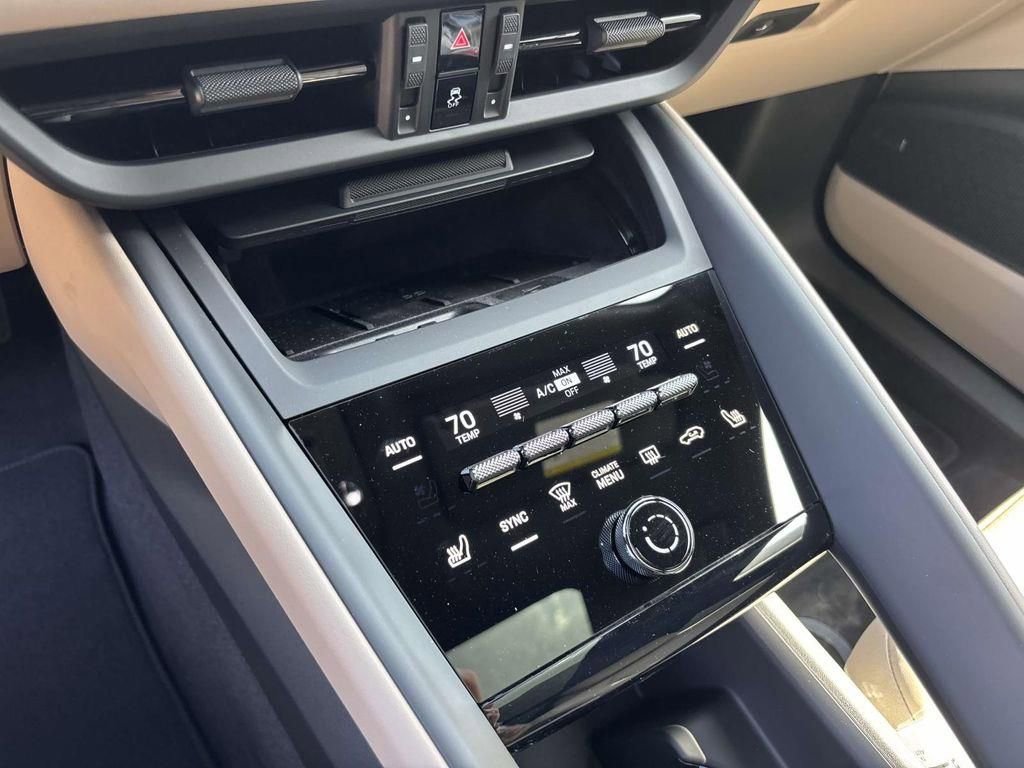 2025 Porsche Macan Electric