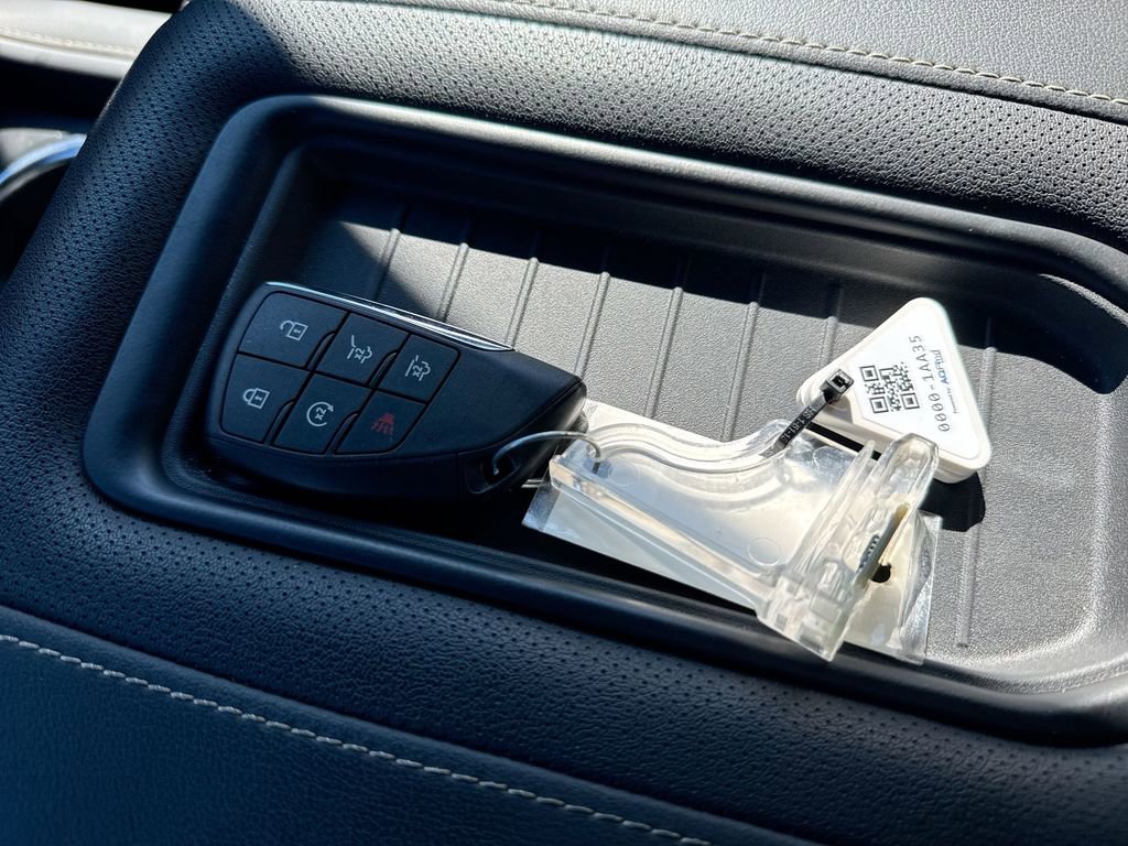 2024 GMC Yukon XL SLT