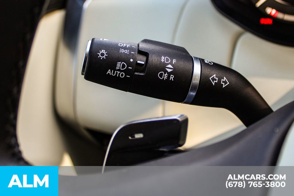 2025 Land Rover Range Rover Long Wheelbase SE