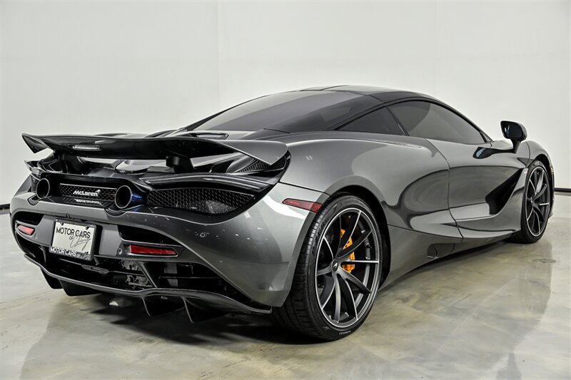 Used 2019 McLaren 720S photo 11