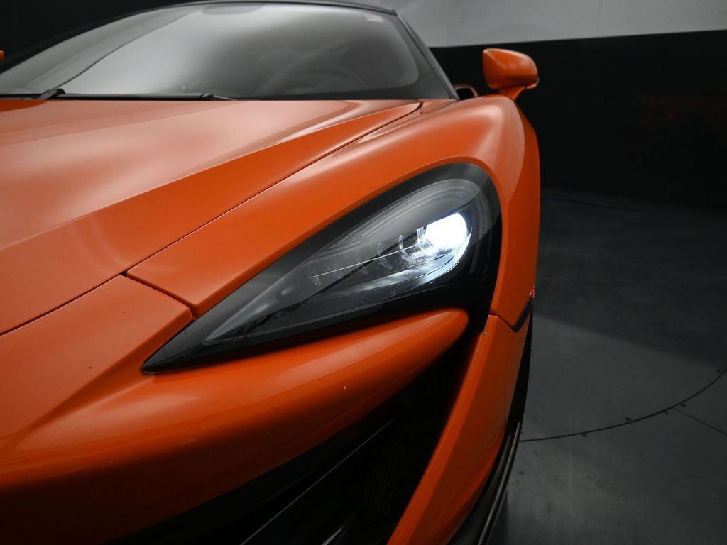 Used 2019 McLaren 600LT photo 12