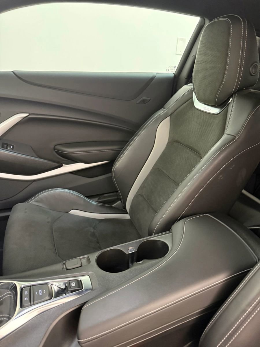 2023 Chevrolet Camaro LT