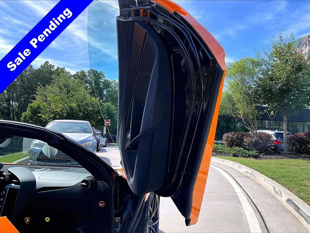 Used 2026 McLaren 750S Spider photo 19