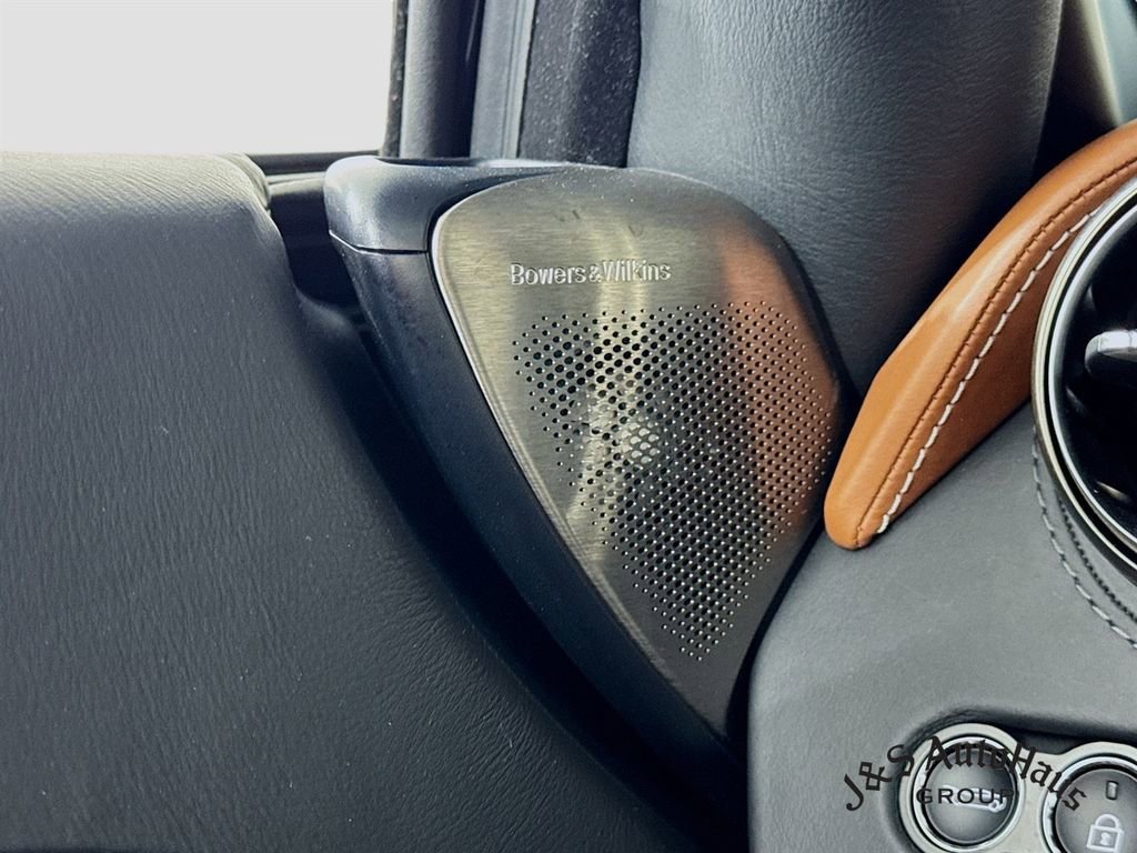 Used 2018 McLaren 720S photo 24