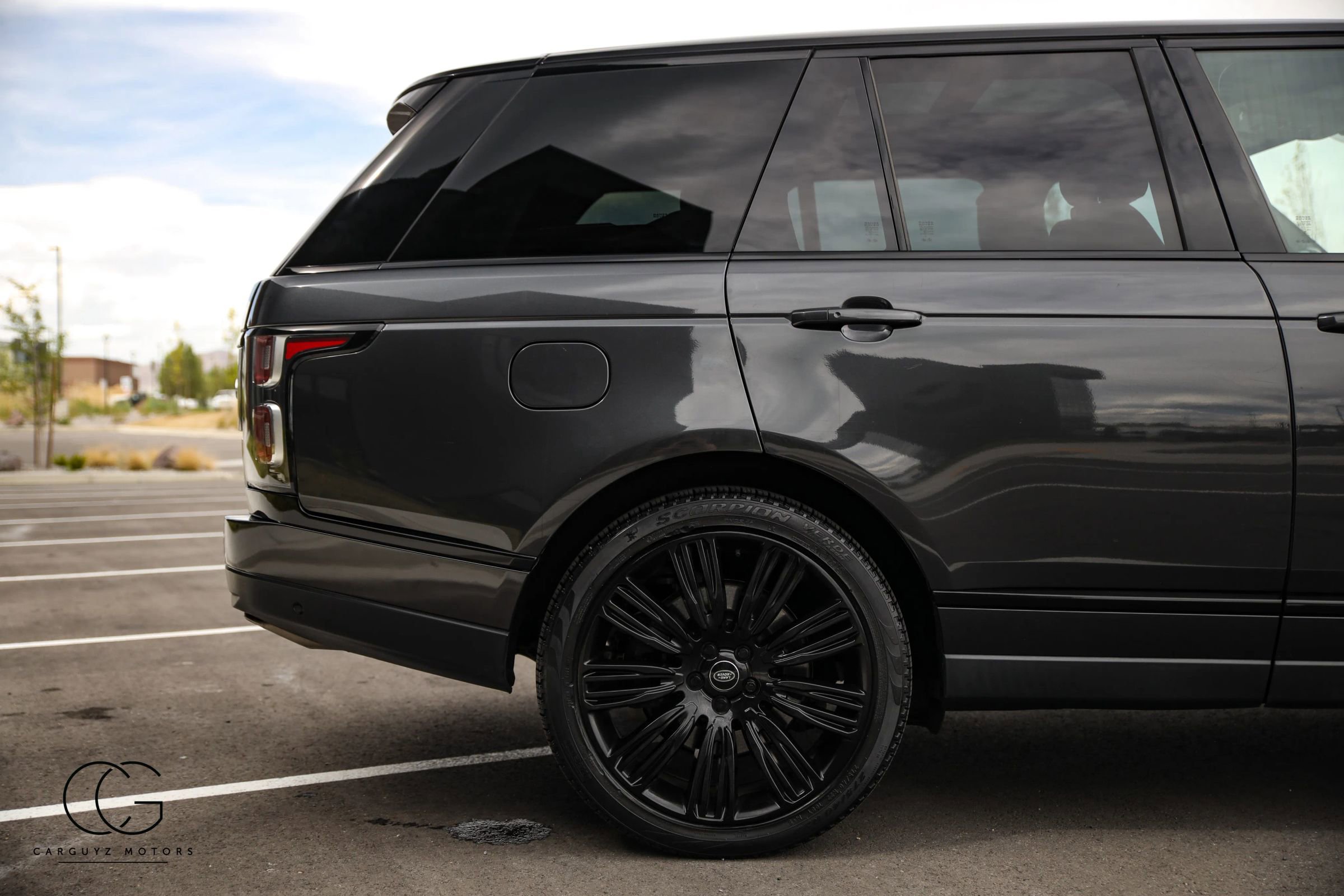 2022 Land Rover Range Rover P525 Westminster Edition